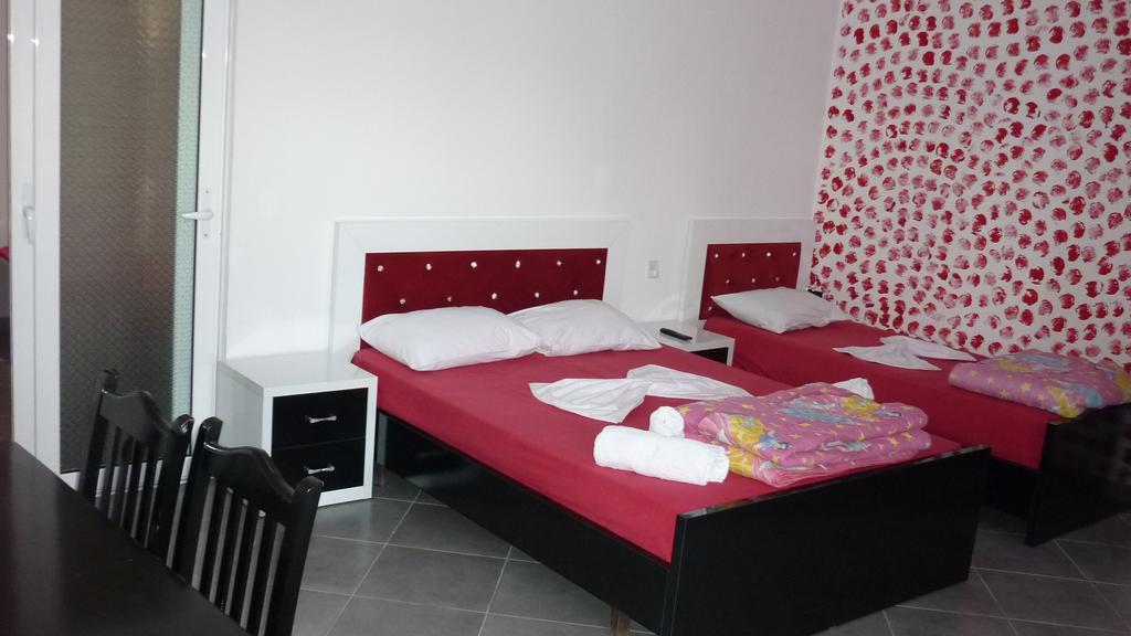 Hotel Ilio Ksamil Kültér fotó