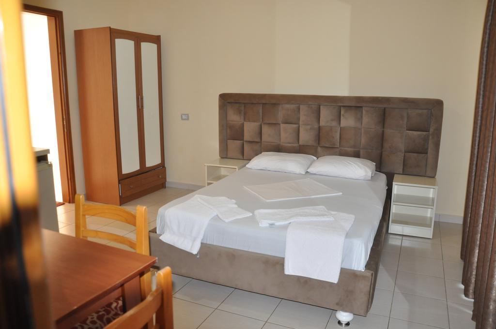 Hotel Ilio Ksamil Kültér fotó